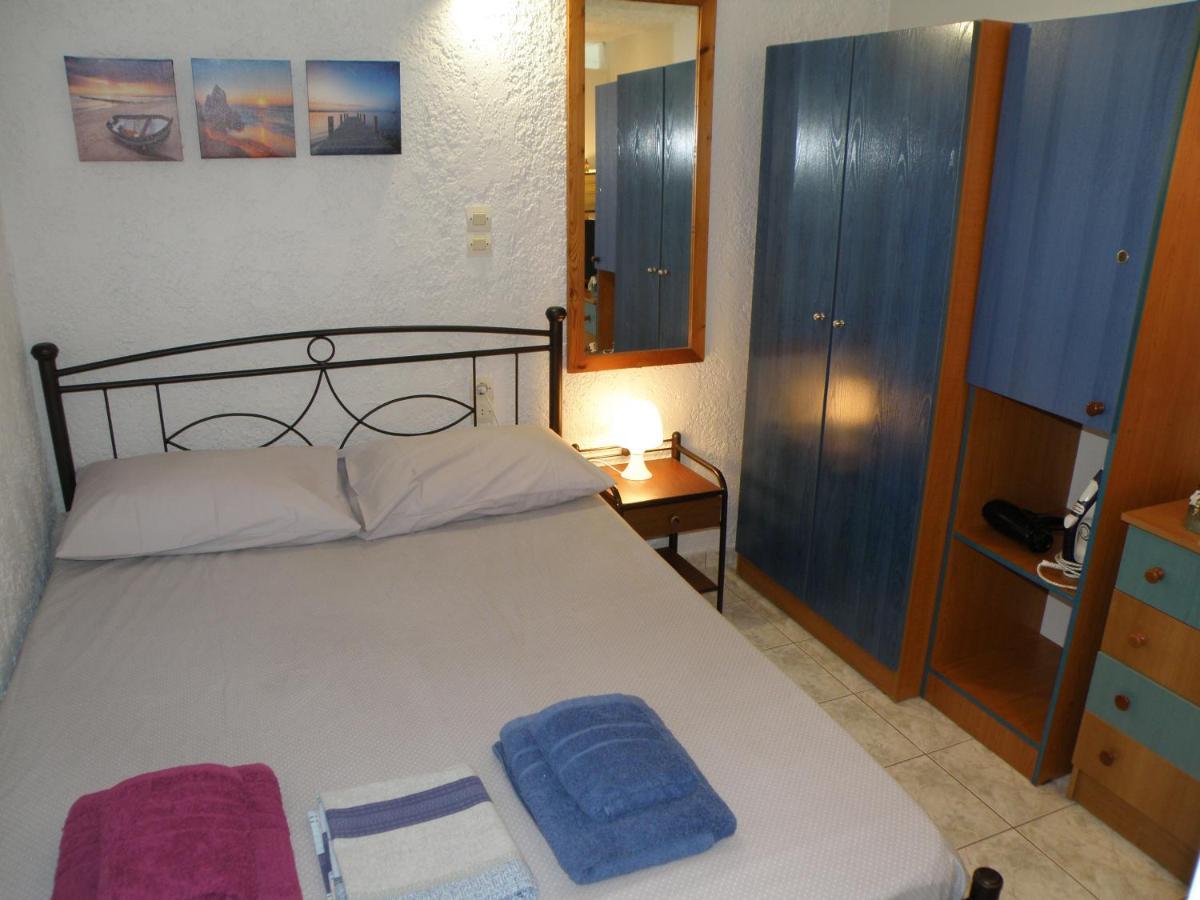 Talos Apartments And Studios Heraklion  Exterior photo