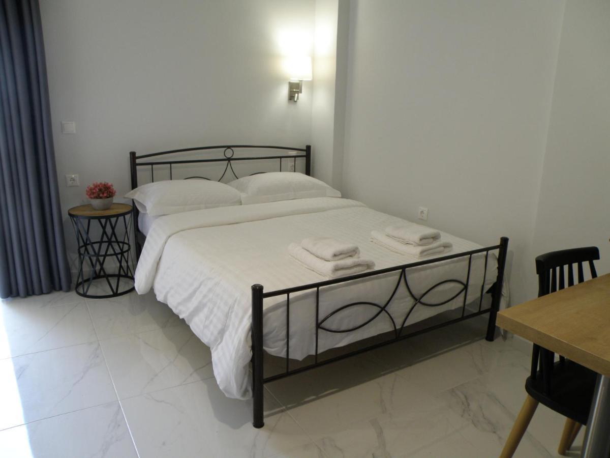 Talos Apartments And Studios Heraklion  Exterior photo